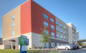 Holiday Inn Express & Suites Fort Mill